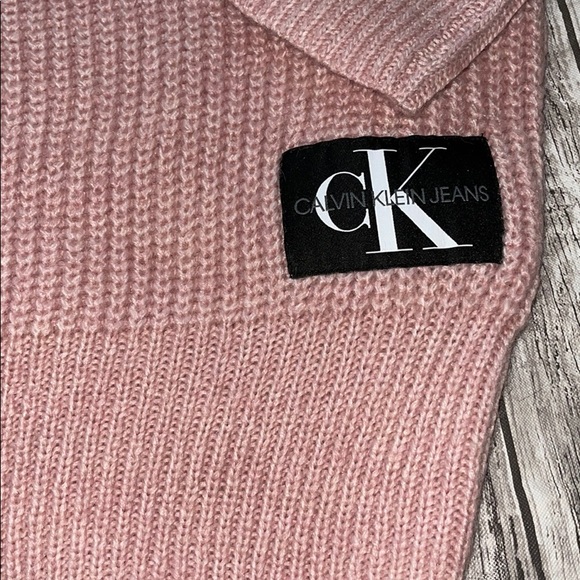 Calvin Klein Jeans Pink Funnel Neck Collar Sweater - Picture 2 of 9